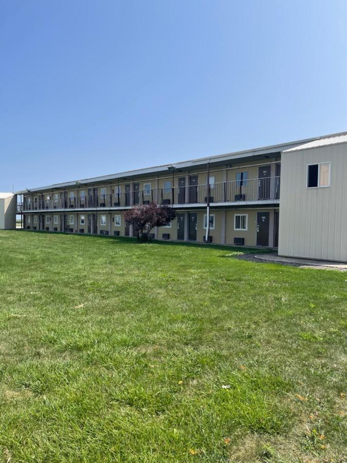 Relax Inn & Suites Mattoon Экстерьер фото