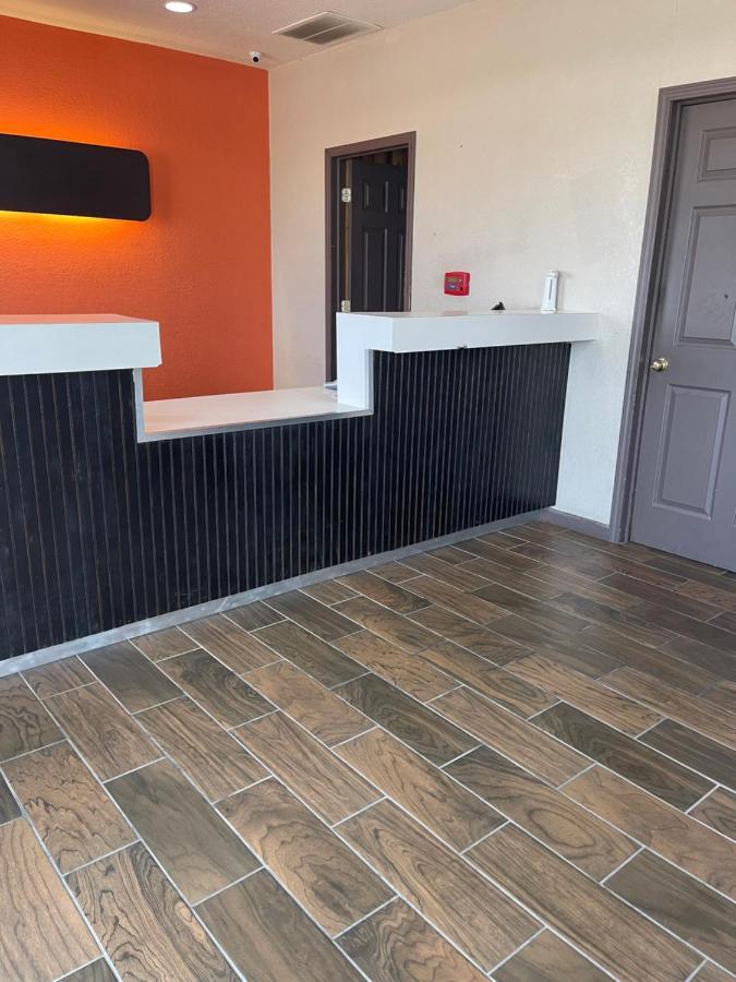 Relax Inn & Suites Mattoon Экстерьер фото