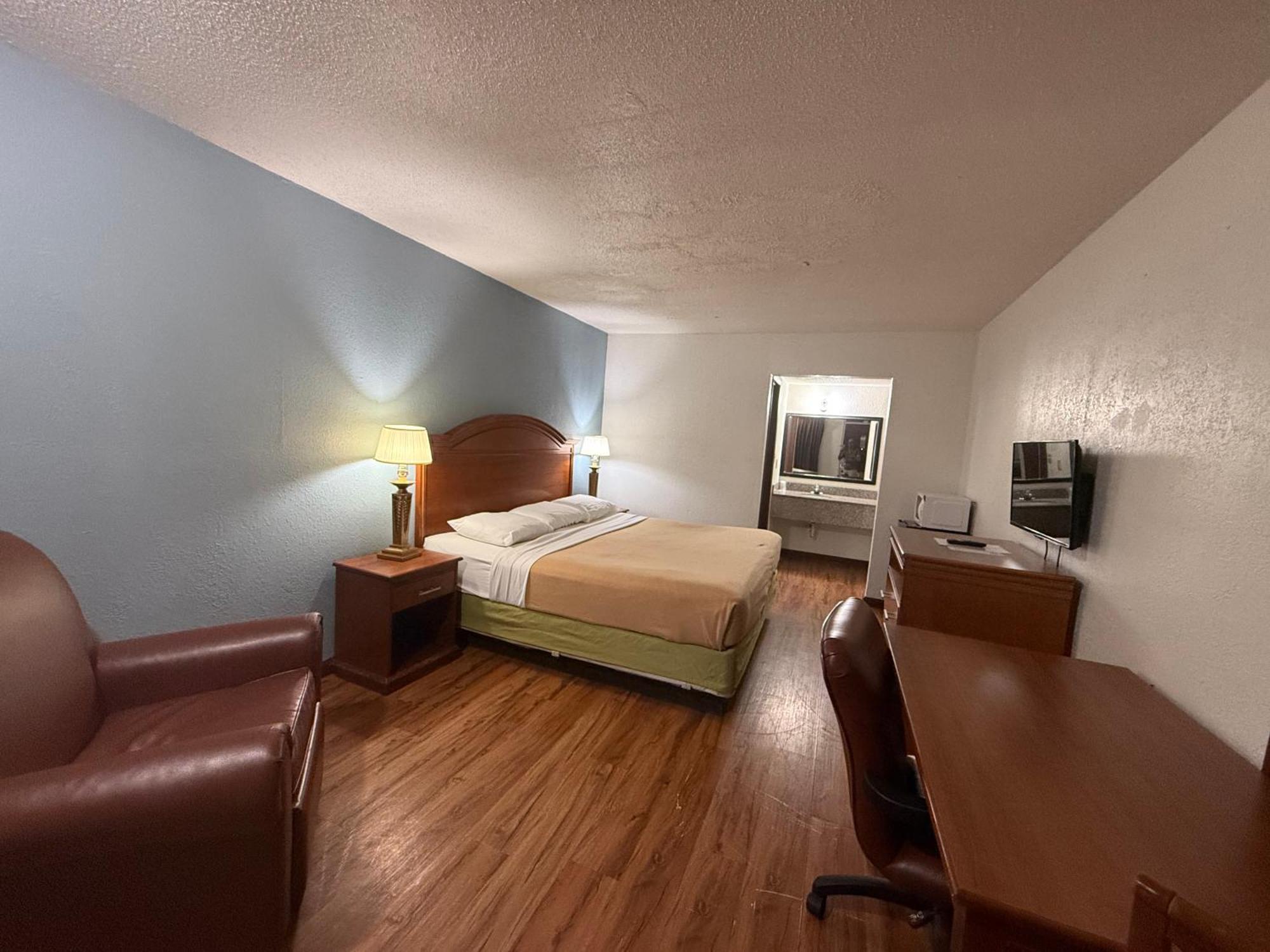 Relax Inn & Suites Mattoon Экстерьер фото