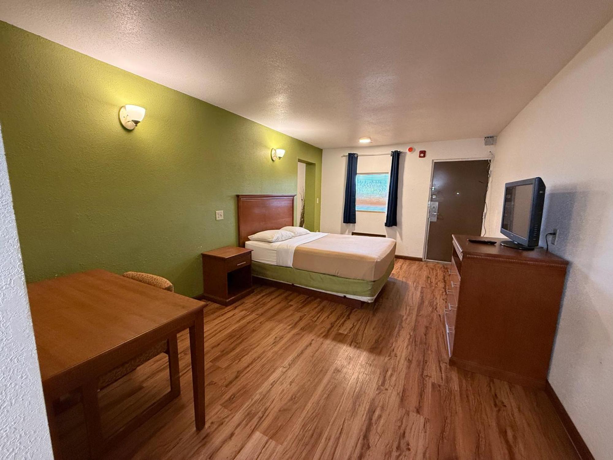 Relax Inn & Suites Mattoon Экстерьер фото